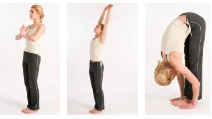 Postura inclinación hacia delante ejercicios de yoga para adelgazar