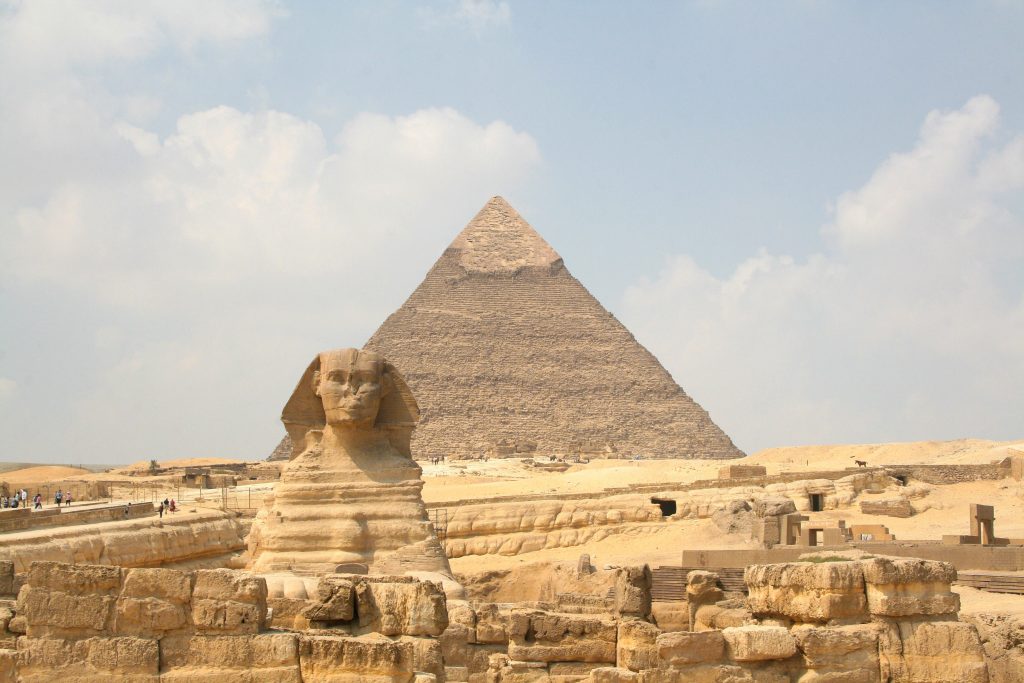 Visitar en África las pirámides de Giza